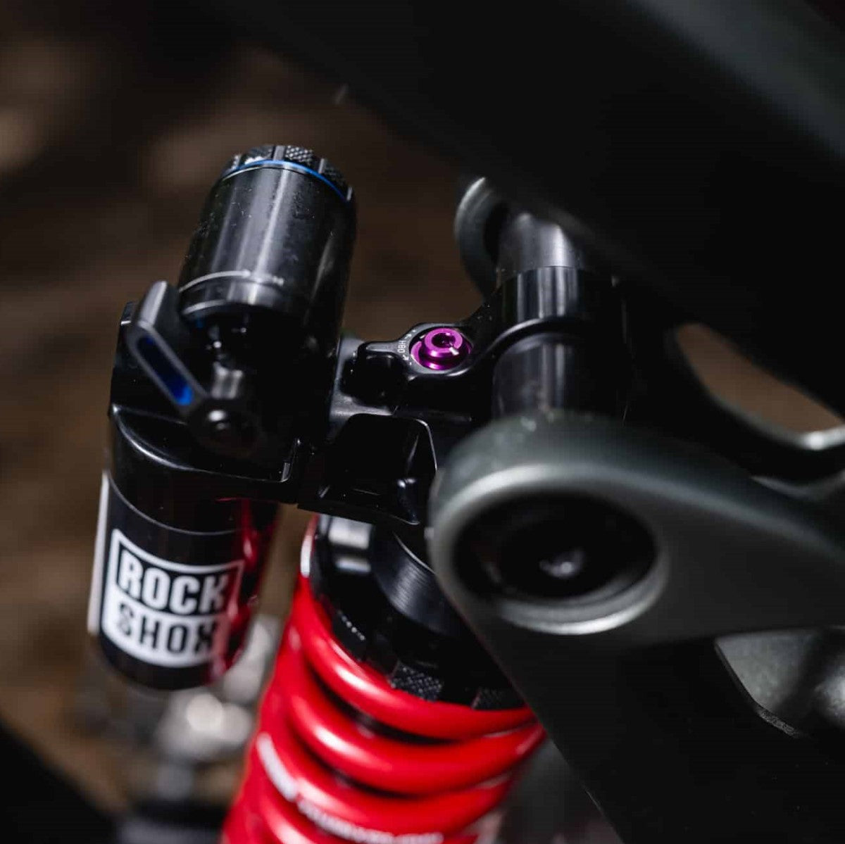 Amortisseur ROCKSHOX VIVID ULTIMATE RC2T HBO Standard pour Santa Cruz Bronson 4 (2022+)