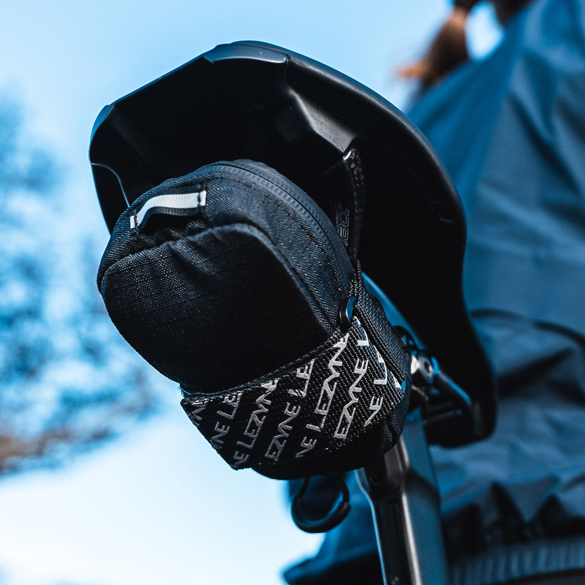 Sacoche de Selle LEZYNE ROAD CADDY Noir