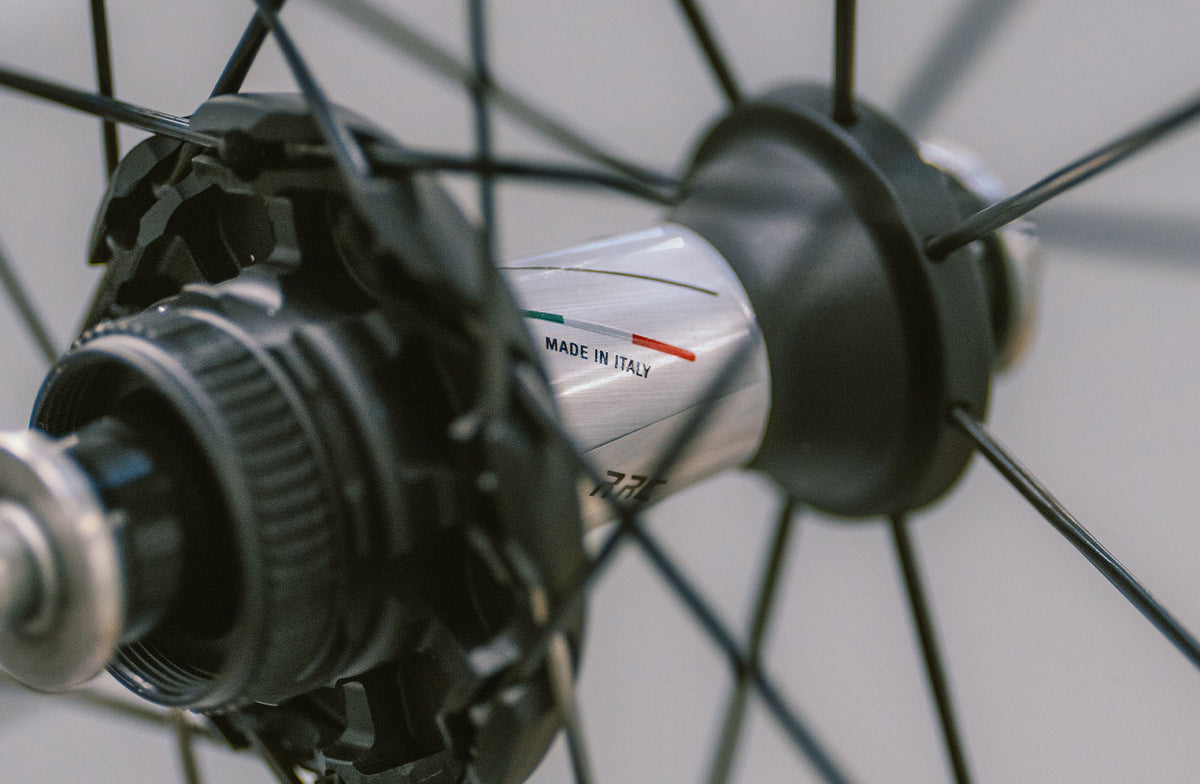 Paire de Roues MICHE KLEOS RD DX62 Tubeless Ready (Center Lock) Team Edition