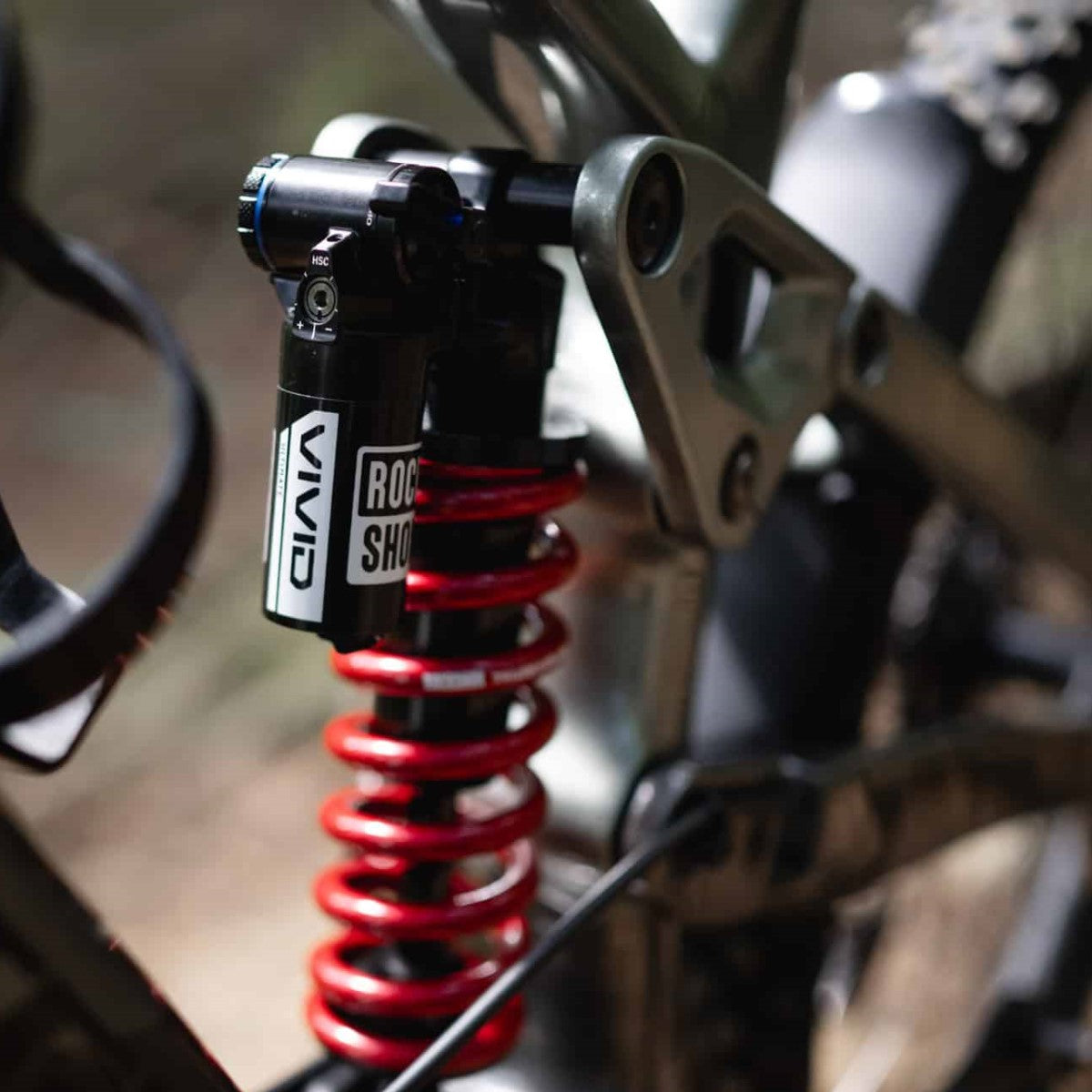 Amortisseur ROCKSHOX VIVID ULTIMATE RC2T HBO Standard pour Santa Cruz Bronson 4 (2022+)