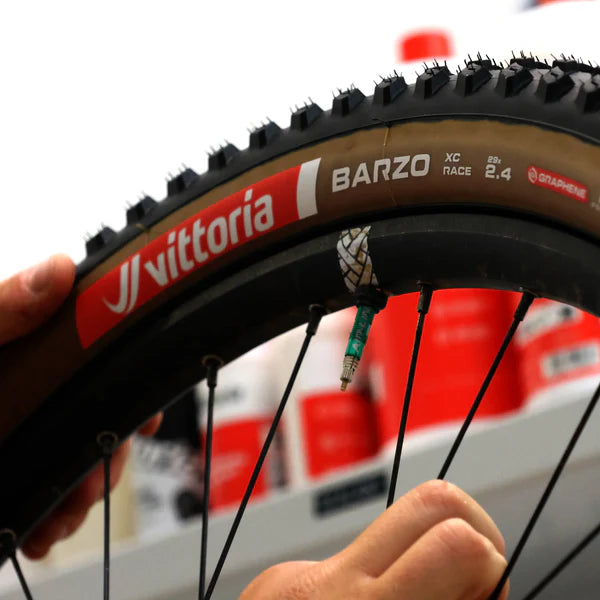 Pneu VITTORIA BARZO XC RACE 29x2.4 Graphene/Silica Tubeless Ready Souple Beige