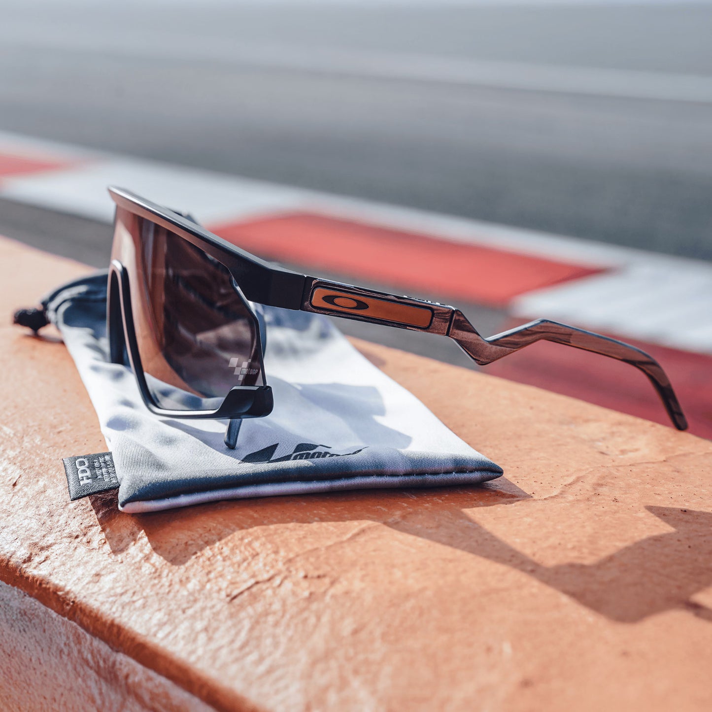 Lunettes OAKLEY BXTR MOTO GP Noir Écran Prizm Noir