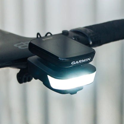 Éclairage Avant RAVEMEN FR 500 - Garmin/Wahoo