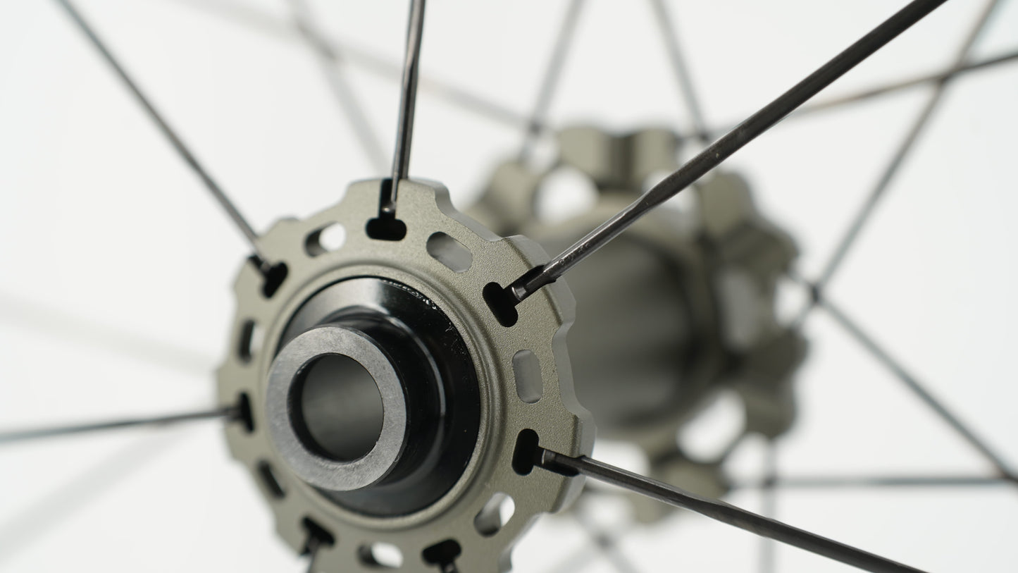 Paire de Roues SCOM AERO 50 Tubeless Ready (Center Lock)