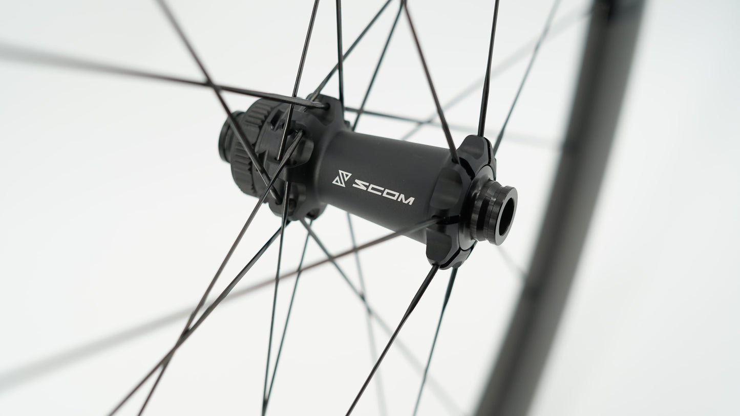 Paire de Roues SCOM EVO 50 Tubeless Ready (Center Lock)