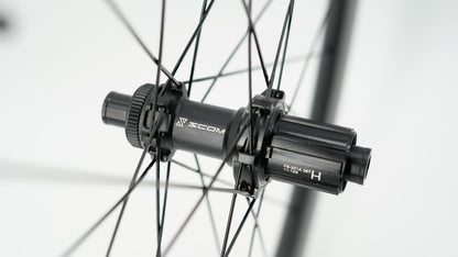 Paire de Roues SCOM CORSA 60 Tubeless Ready (Center Lock)