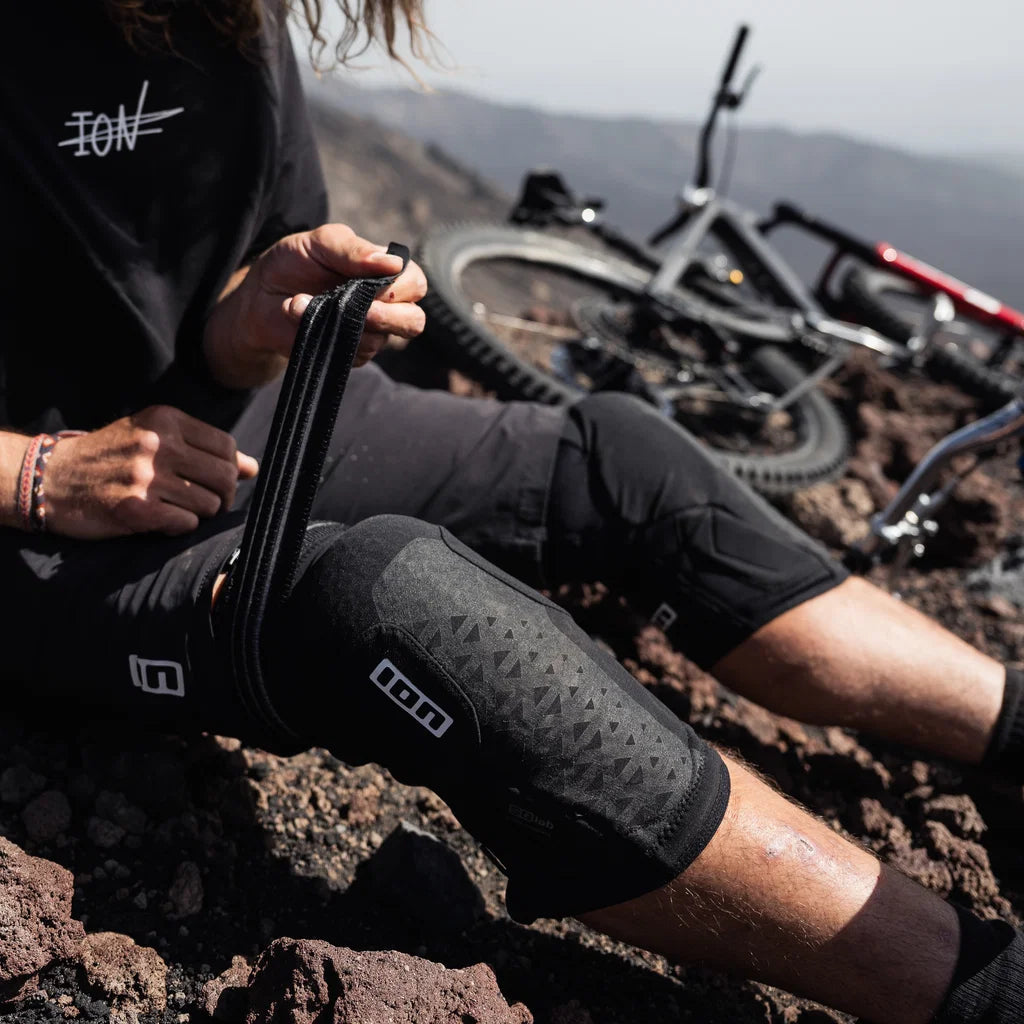 Genouillères ION K-Pact SQ Unisex Short Noir