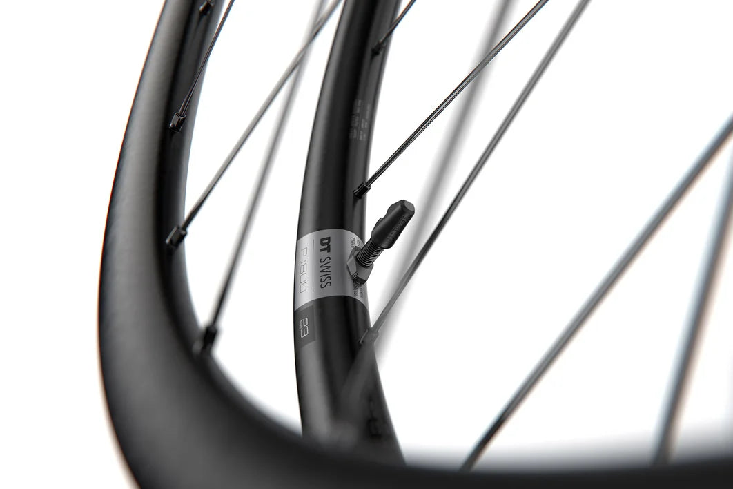 Roue Arrière DT SWISS P 1800 SPLINE 23 DISC Tubeless Ready (Center Lock)