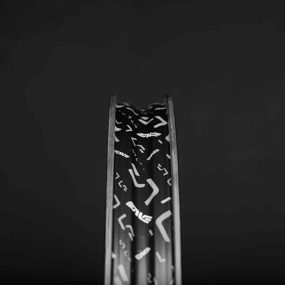 Paire de Roues ENVE G SES 4.5 Tubeless Ready (Center Lock) Noir/Blanc