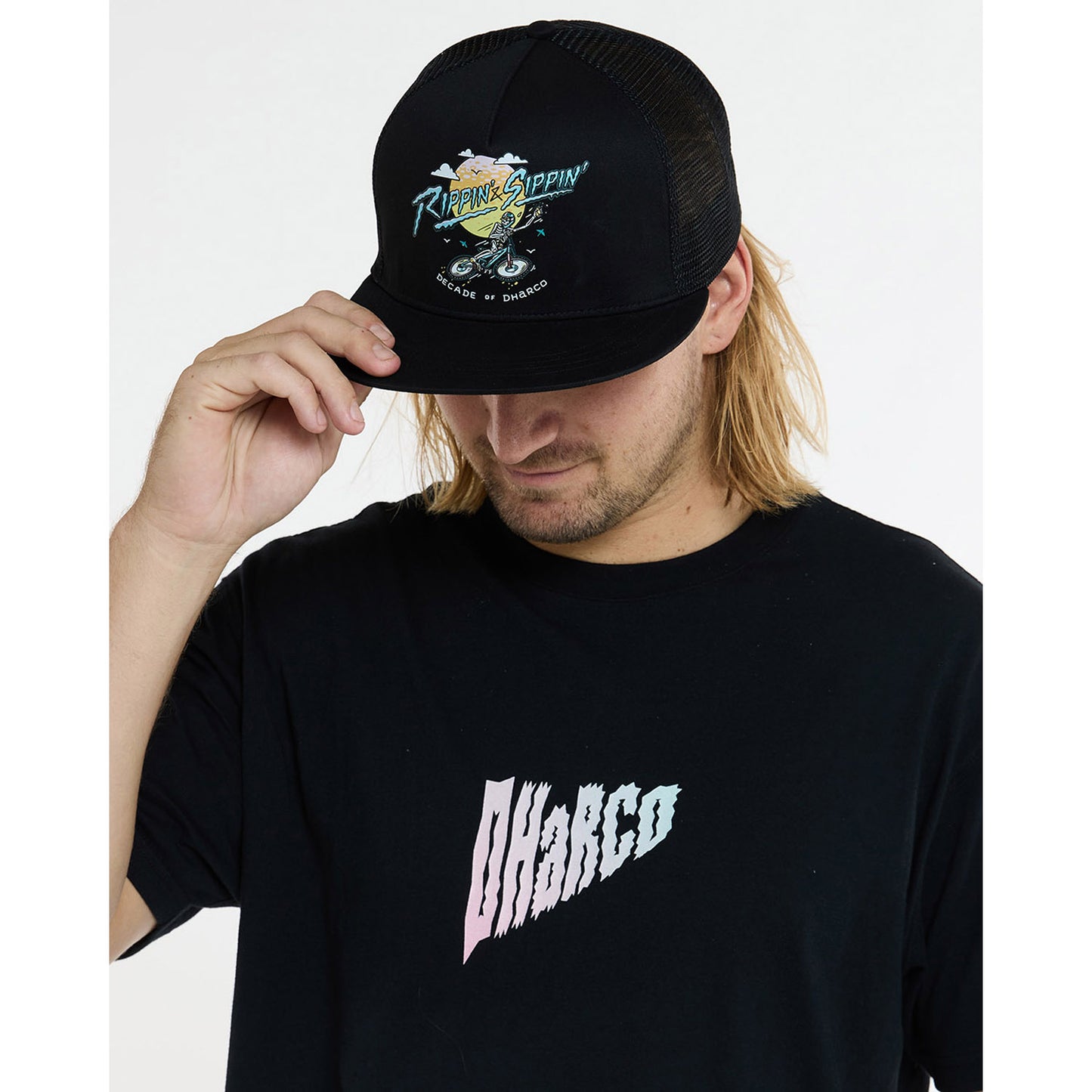 Casquette DHARCO FLAT BRIM TRUCKER RIPPIN AND SIPPIN Noir