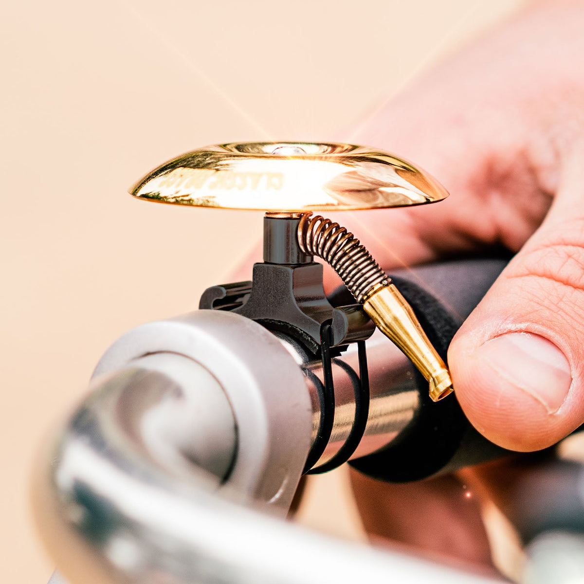 Sonnette LEZYNE CLASSIC BRASS SHALLOW Noir