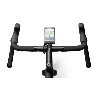 Compteur GPS WAHOO ELEMNT ACE — installation sur un vélo, vue du poste de pilotage