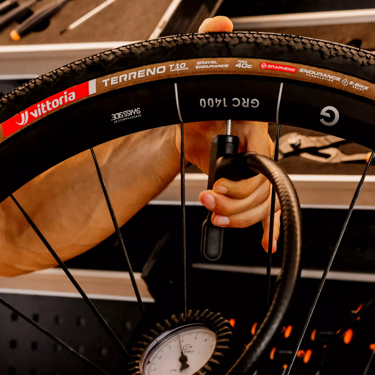 Pneu VITTORIA TERRENO T10 HARDPACK Gravel Endurance 700x40c Tubeless Ready Souple Marron